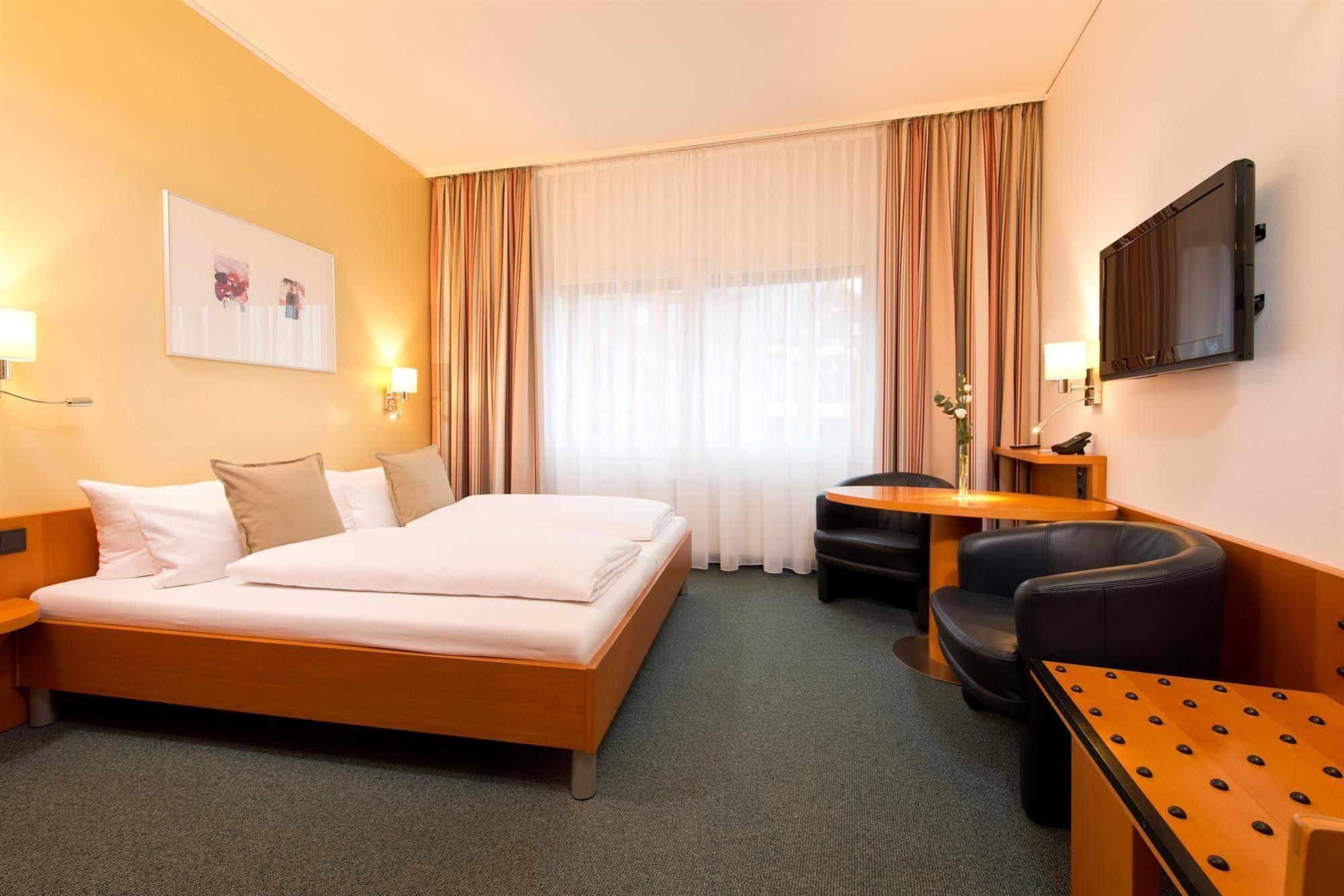 Am Borsigturm 4* Berlijn